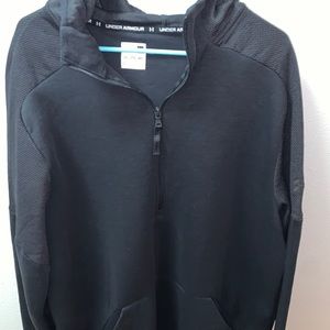 Men’s underarmour half zip with pocket